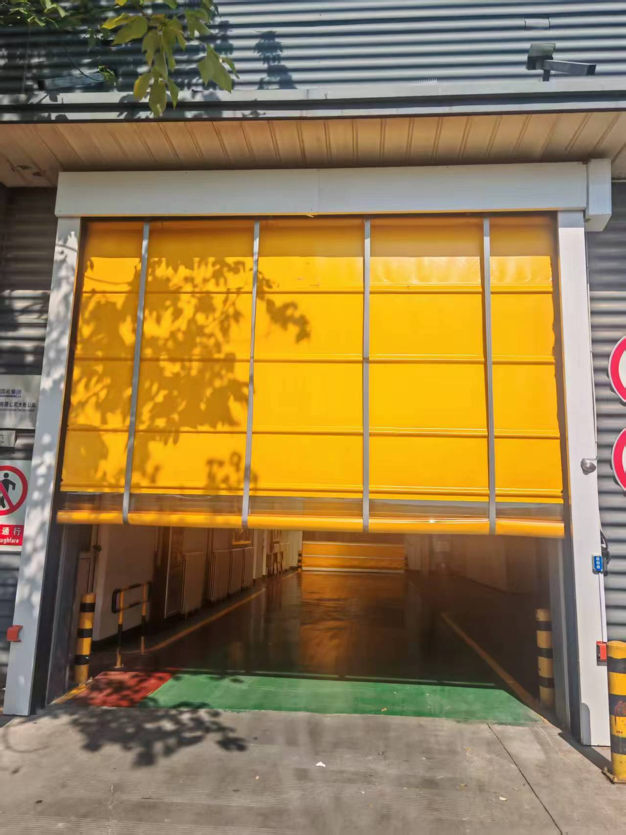 中國一拖集團(tuán)有限公司--定制卷式堆積門